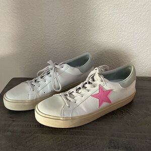 Shu Shop Reba Bone Lizard White and Pink Star Women's Sneakers